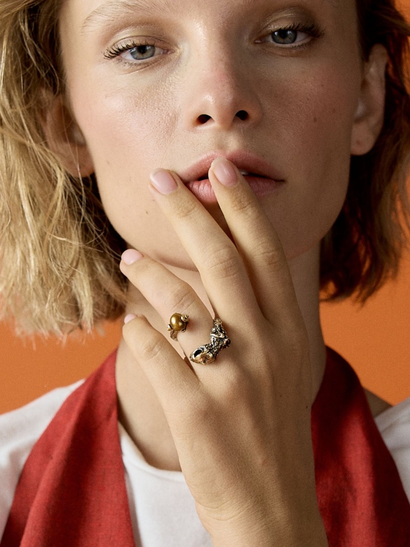 Isidora and the Treasure Ring 3