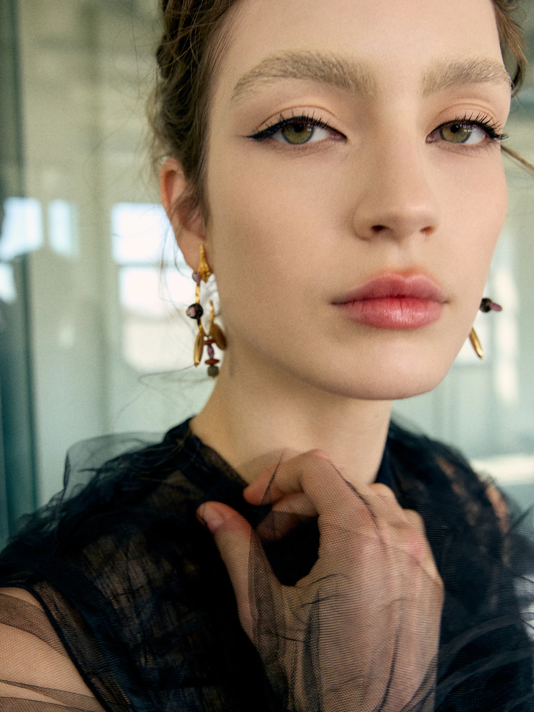 Exquisite Creatures Hoops Earrings 0