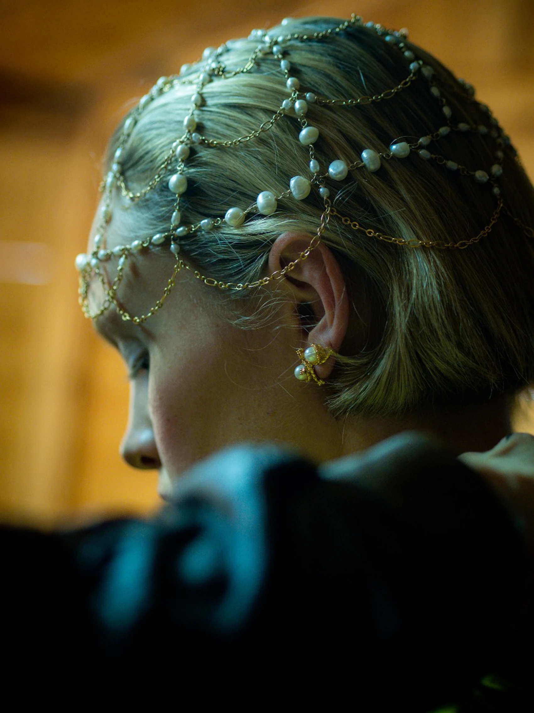 Cleo de Merode Helmet 1