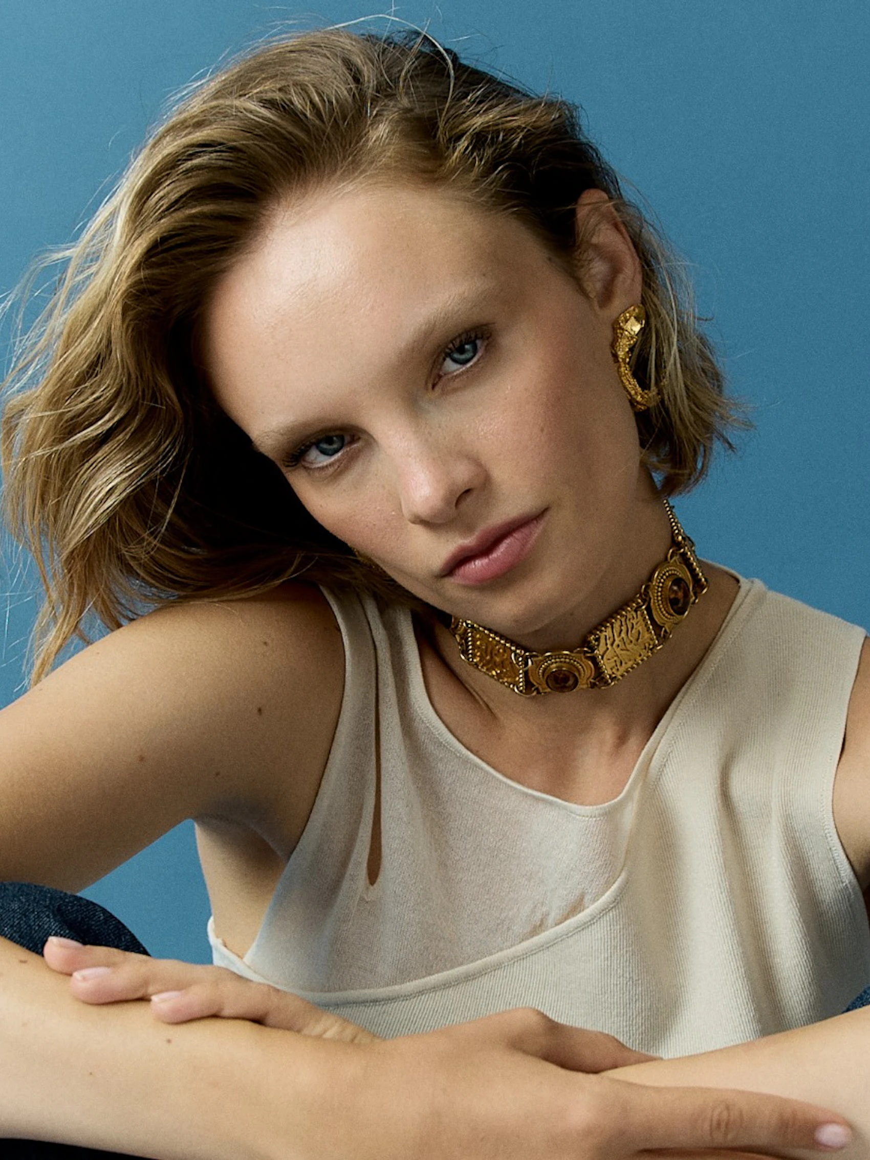Crossing Choker 7