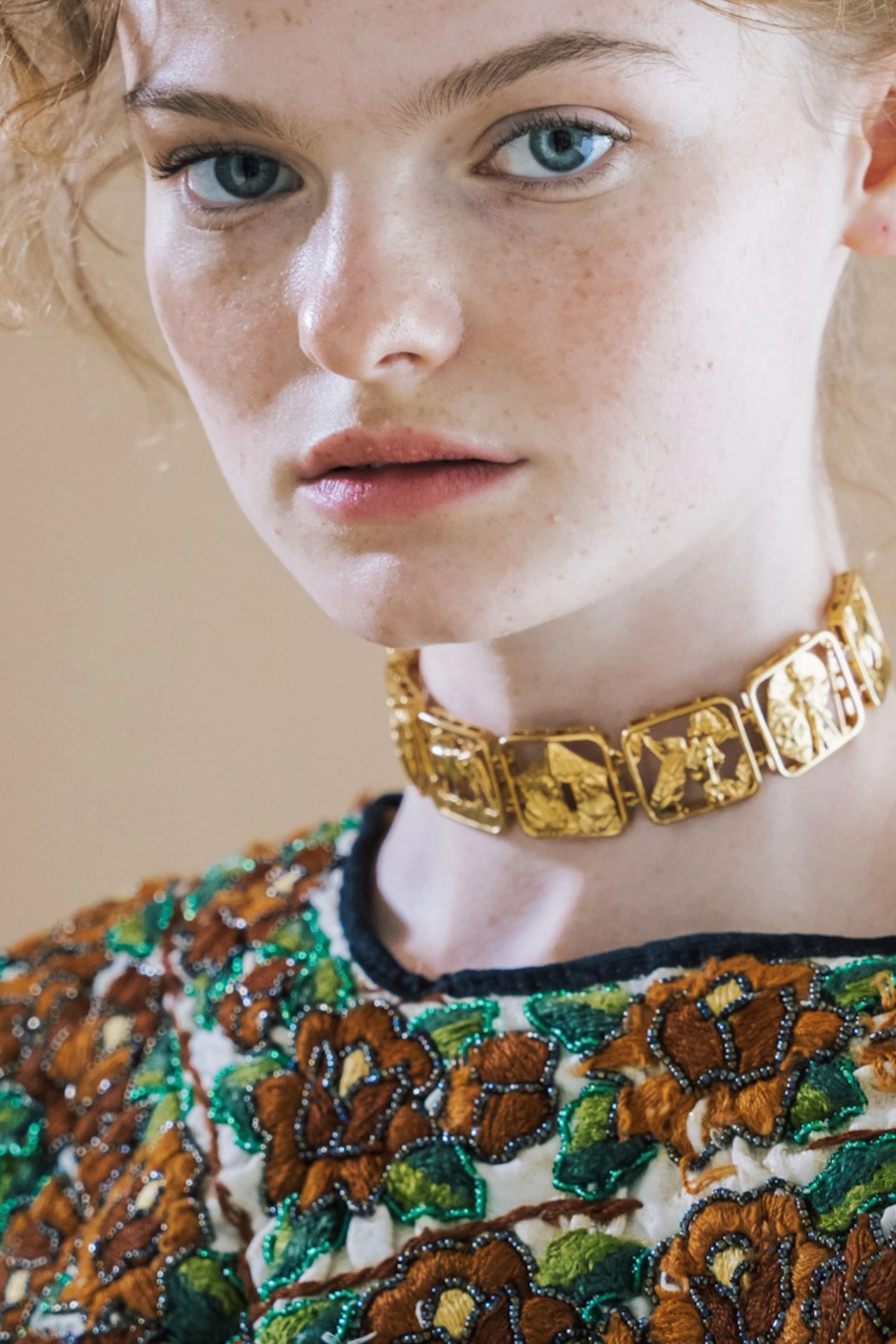 Victoria Choker 1