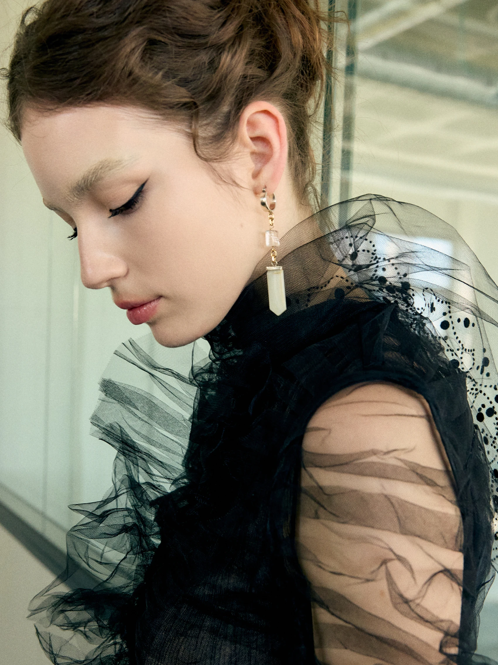 Illusory Earring 1