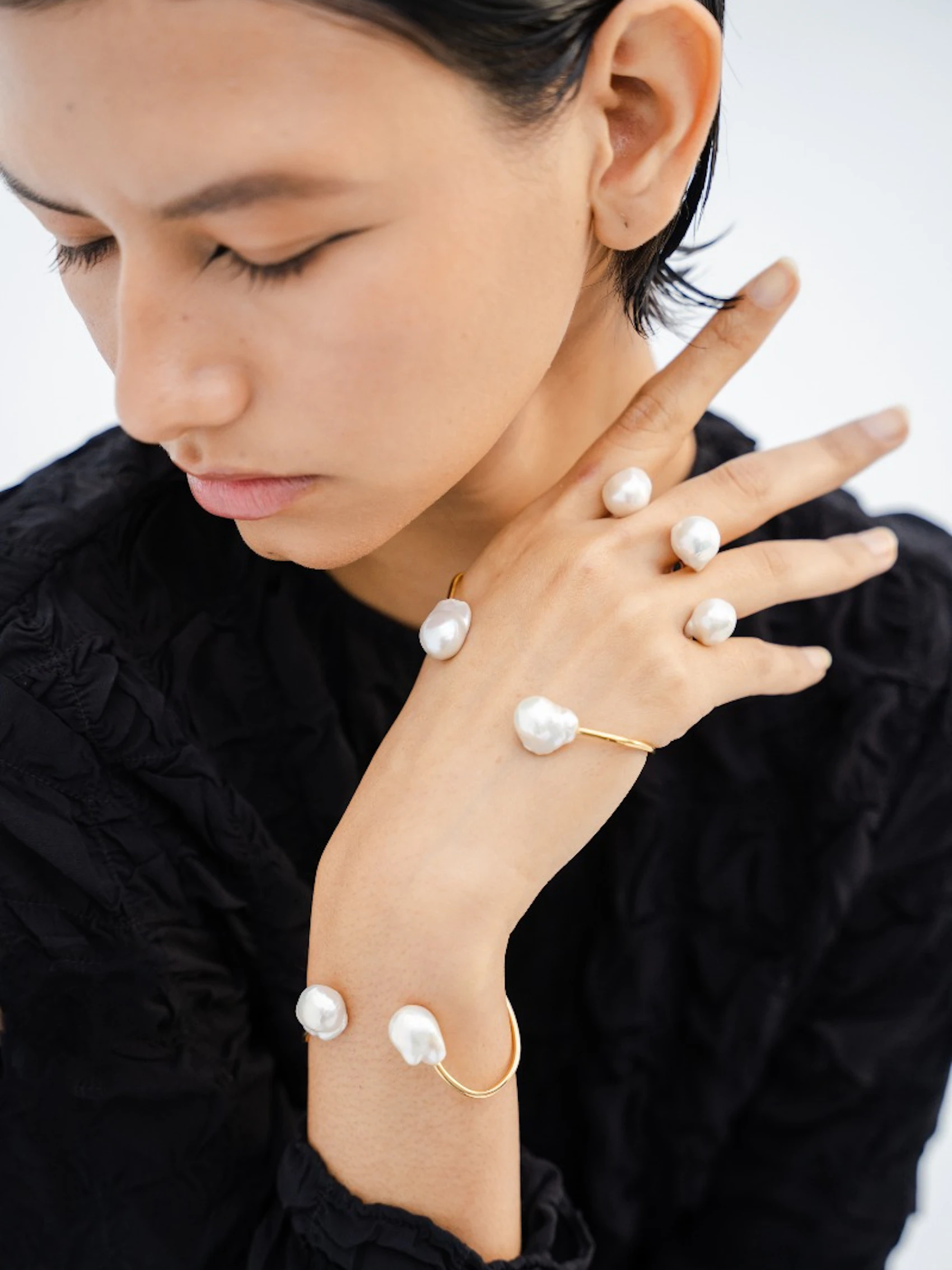 Champagne Bracelet 4