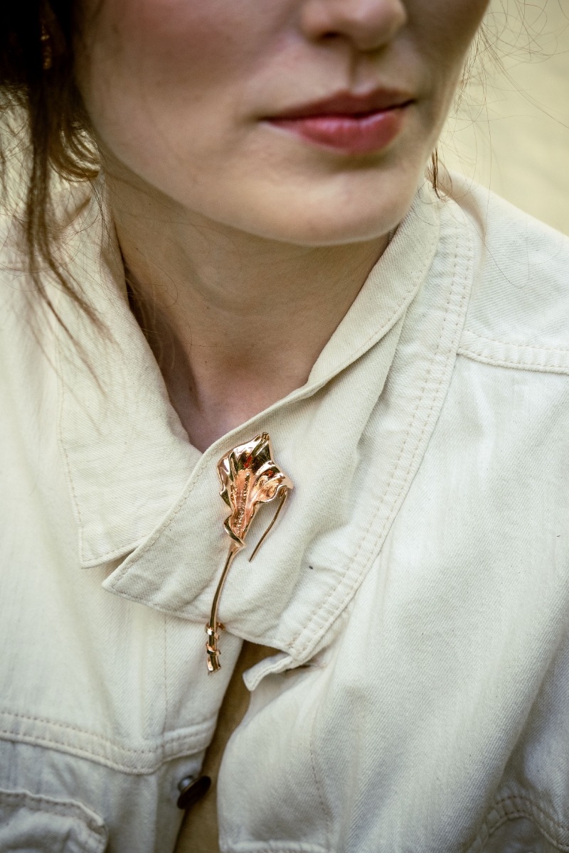 Broche Lirio de Agua 0