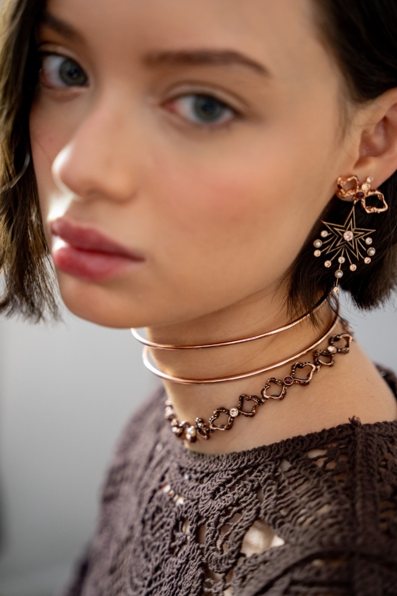 Joy choker 8