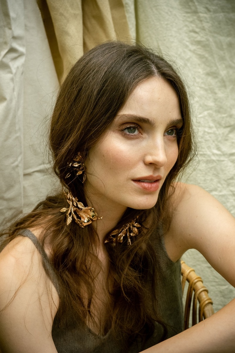 Rose Water Lilies Choker  8