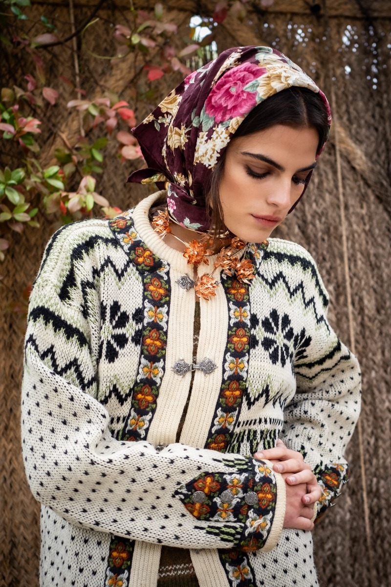 Collar Floración 9