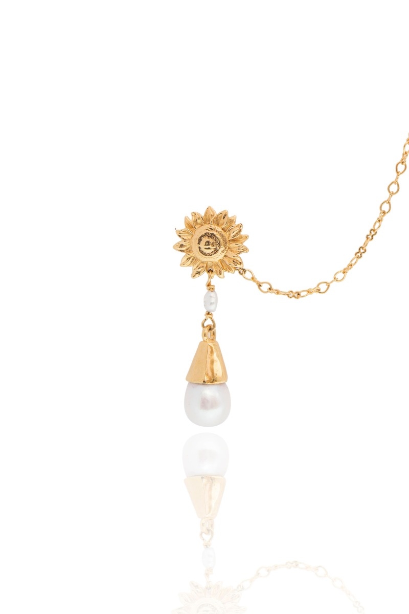 Young Pearl Earcuff 3