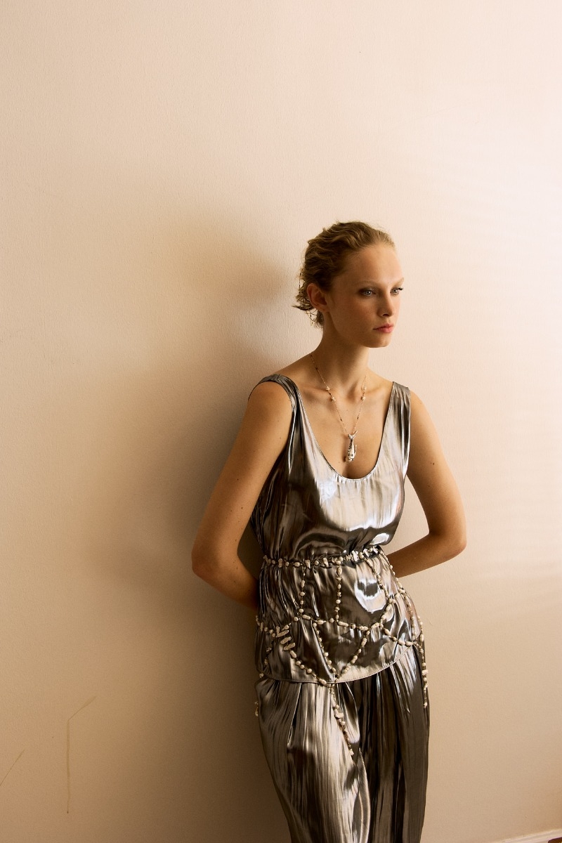 Champagne Suspender 3