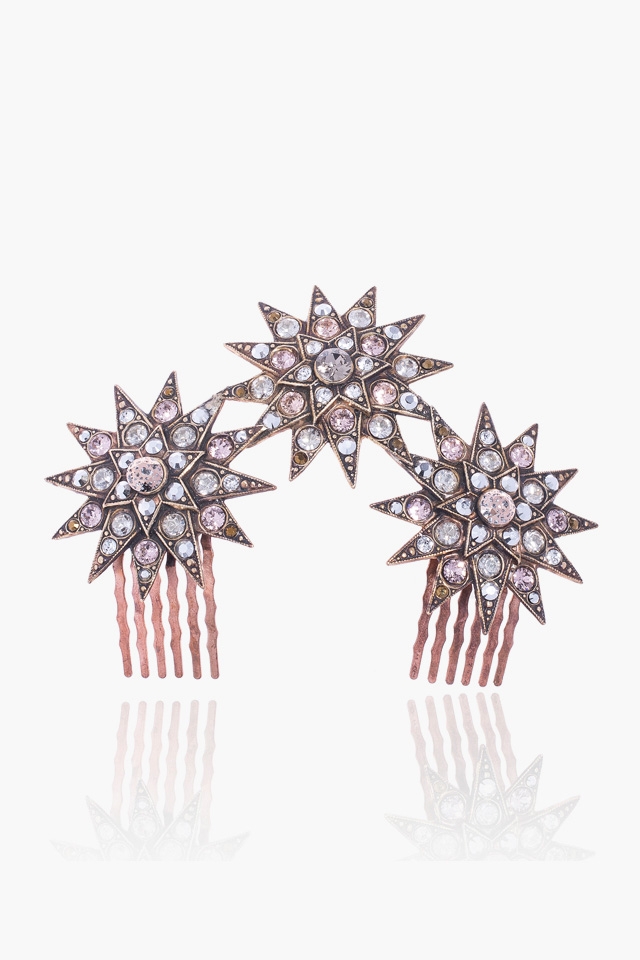 Surrounded Casiopea Comb 0