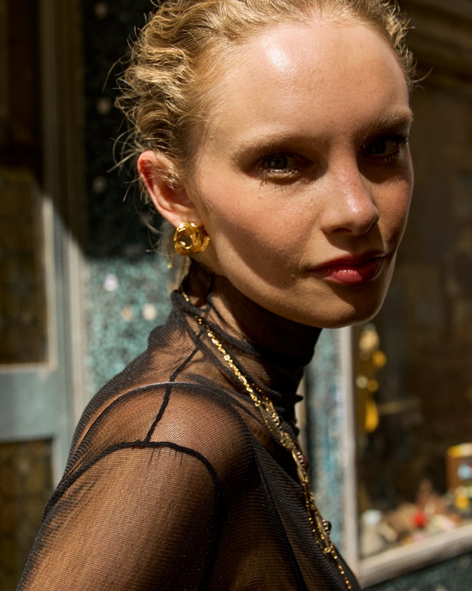 Gold Dusk Earrings 3